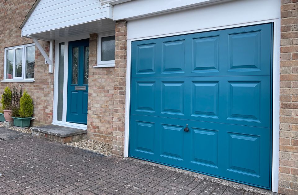 Spray Painting Garage Doors